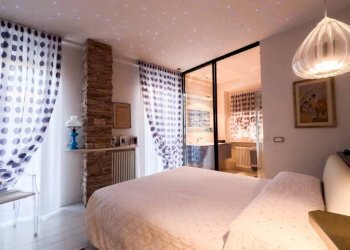 Camera da letto - Attico viale Ponte dell'Ammiraglio, Genova (zona Quarto) - foto 22