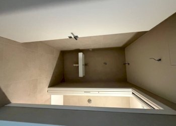 Bagno - One-room apartment piazzale John Fitzgerald Kennedy, Genova - photo 38