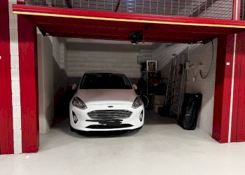 Posto macchina - Box Genova (zona Quarto) - foto 1