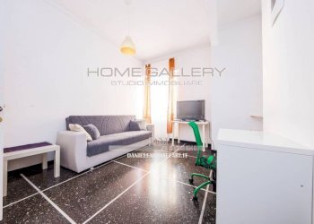 Soggiorno - Trilocale via Monte Zovetto, Genova (zona Albaro) - foto 4