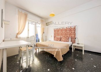 Camera da letto - Trilocale via Monte Zovetto, Genova (zona Albaro) - foto 8