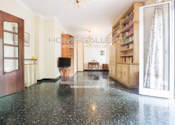 Salone - Quadrilocale via 24 Maggio, Genova (zona Sestri Ponente) - foto 2