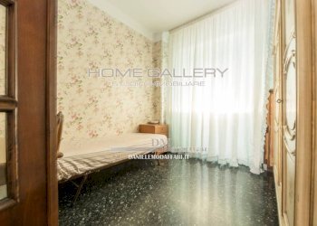 Camera da letto - Quadrilocale via 24 Maggio, Genova (zona Sestri Ponente) - foto 7