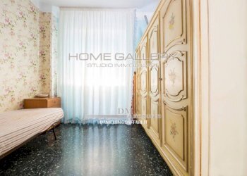 Camera da letto - Quadrilocale via 24 Maggio, Genova (zona Sestri Ponente) - foto 8