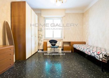 Camera da letto - Quadrilocale via 24 Maggio, Genova (zona Sestri Ponente) - foto 19