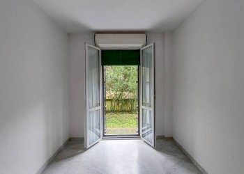 Camera da letto - Quadrilocale via Luigi Lusignani, Genova (zona Molassana) - foto 23