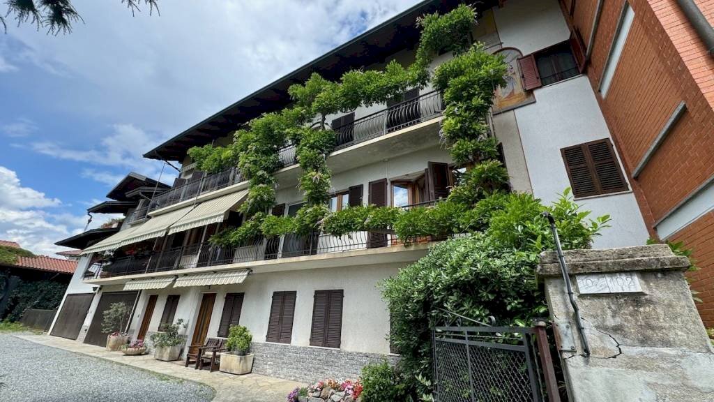 Facciata - Quadrilocale via Dante Alighieri, 104, Cossato - foto 2