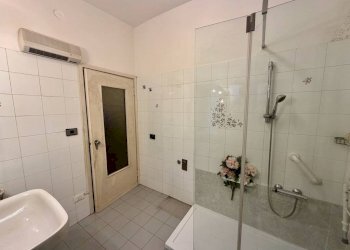 Bagno - Quadrilocale via Dante Alighieri, 104, Cossato - foto 11