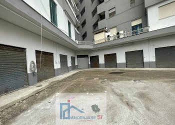 Foto 2 - Box Via XXV Luglio
 
23, Benevento - foto 2