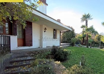 Giardino - Villa via Giuseppe Mazzini, 3, Scorzè - foto 1