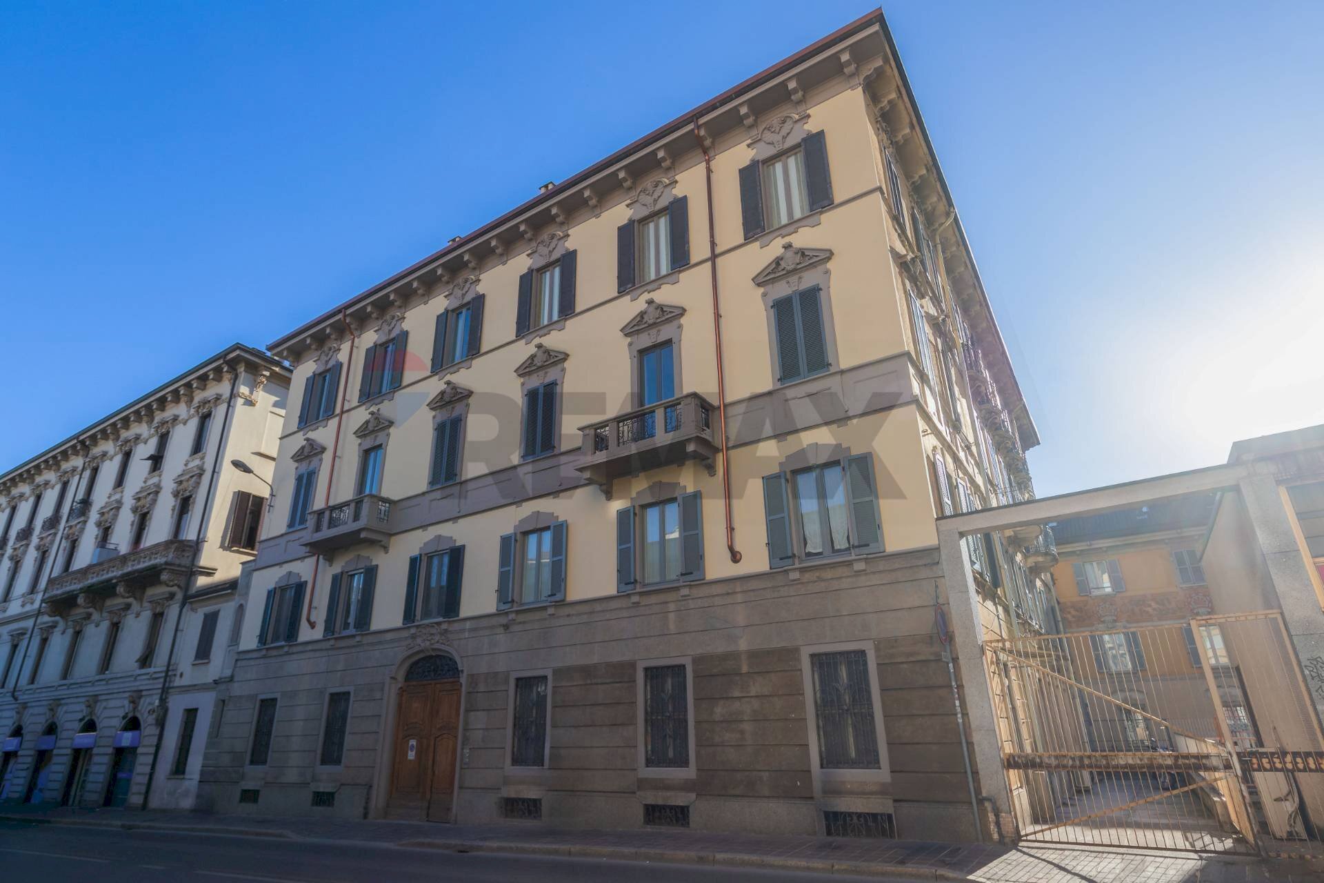 Edificio - Quadrilocale Via Manzoni
 
56, Monza - foto 1