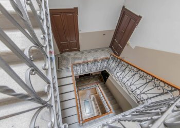 Scale - Quadrilocale Via Manzoni
 
56, Monza - foto 5