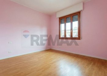 Stanza vuota - Trilocale Via Canesi
 
8, Monza - foto 12