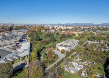 Edificio all\'aperto - Capannone via vignola, Monza - foto 3