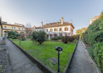 Edificio all\'aperto - Three-room apartment via Settimo Milanese
 
25, Milano - photo 5