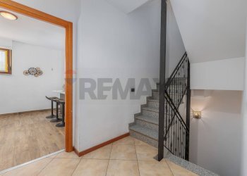 Scale - Three-room apartment via Settimo Milanese
 
25, Milano - photo 16