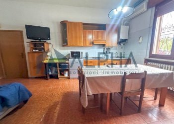 Cucina - Villa via Ragone Vecchio, Ravenna (zona San Pietro in Vincoli) - foto 3