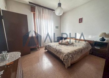 Camera da letto - Villa via Ragone Vecchio, Ravenna (zona San Pietro in Vincoli) - foto 4