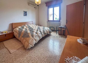 Camera da letto - Villa via Ragone Vecchio, Ravenna (neighborhood San Pietro in Vincoli) - photo 18
