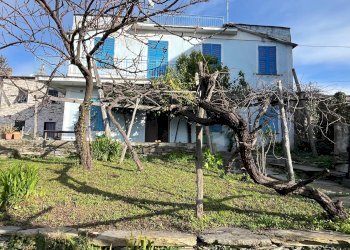 Facciata - Casa indipendente Sorlana, Lavagna - foto 1