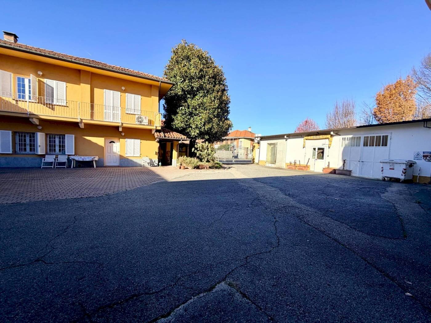 Capannone Piobesi Torinese - foto 2