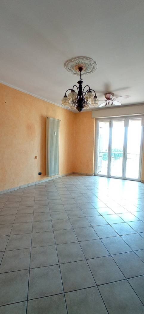 Appartamento Via Molino Morra, 16, Cuneo - foto 2