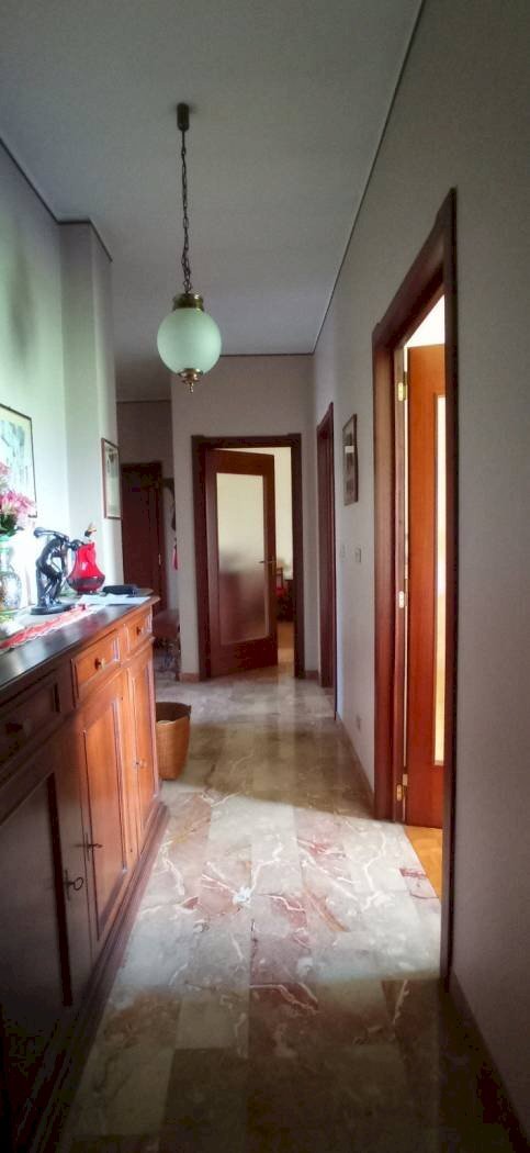 Quadrilocale Via degli Agostiniani, 17, frazione Madonna dell'Olmo, Cuneo - foto 3