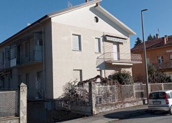 Appartamento Via Festiona, 6, Cuneo - foto 1