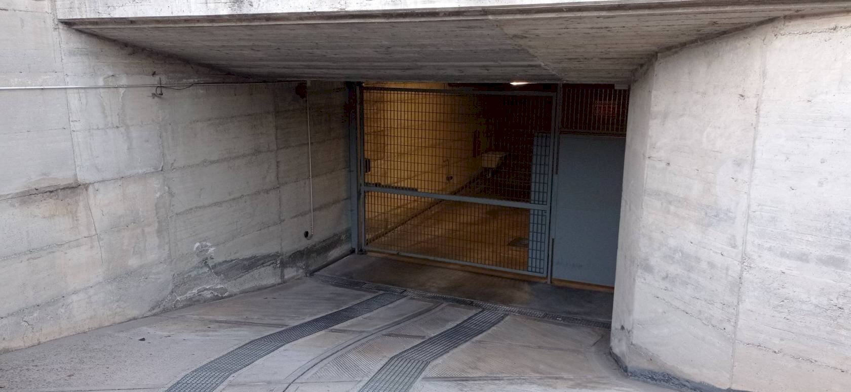 Box Via Gian Franco Borney, Cuneo - foto 2