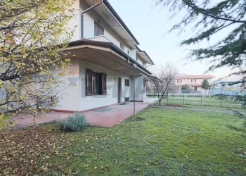 Portion of a house Brembate di Sopra, BG, Brembate di Sopra - photo 1