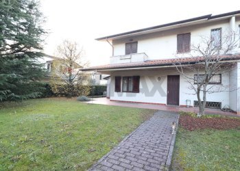Portion of a house Brembate di Sopra, BG, Brembate di Sopra - photo 2