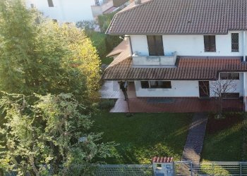 Portion of a house Brembate di Sopra, BG, Brembate di Sopra - photo 5