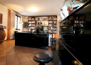 Portion of a house Brembate di Sopra, BG, Brembate di Sopra - photo 9