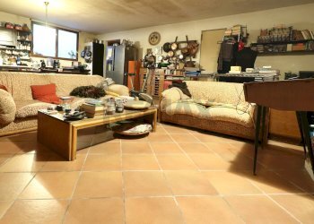 Portion of a house Brembate di Sopra, BG, Brembate di Sopra - photo 28