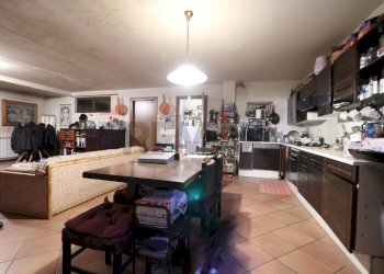 Portion of a house Brembate di Sopra, BG, Brembate di Sopra - photo 30