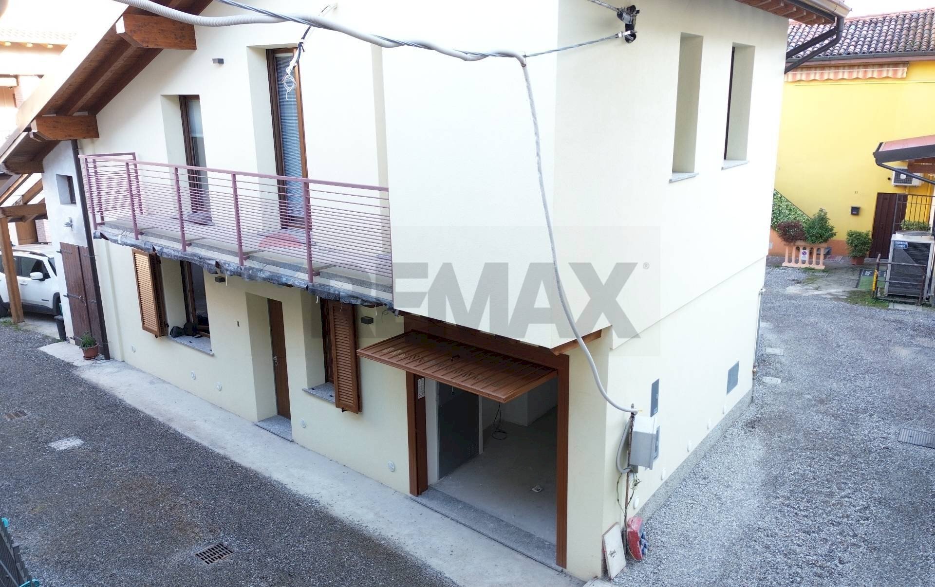 Casa indipendente VIA ROVARIS 
 Verdello, BG, Verdello - foto 2