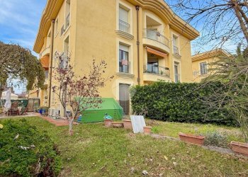 Three-room apartment Via Don Lorenzo Milani, Misano Adriatico - photo 25