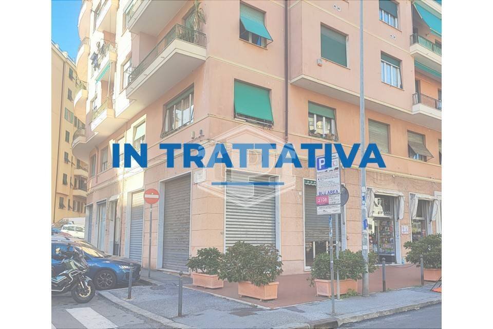 Shop Via Cesare Battisti, Genova (neighborhood Albaro) - photo 1