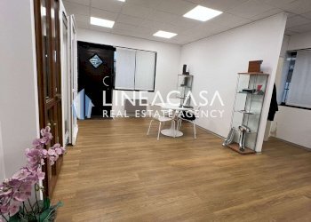 Capannone via De Gasperi 25, Corsico - foto 1