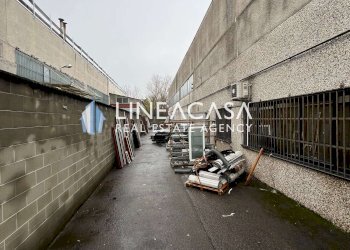 Capannone via De Gasperi 25, Corsico - foto 9