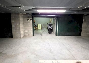 Box Molo Ponte Morosini, Genova (zona Porto antico) - foto 4