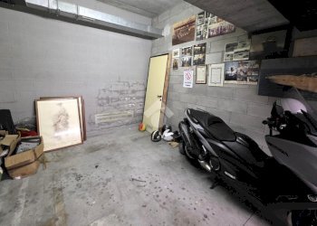 Box Molo Ponte Morosini, Genova (zona Porto antico) - foto 6