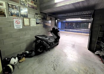 Box Molo Ponte Morosini, Genova (zona Porto antico) - foto 8