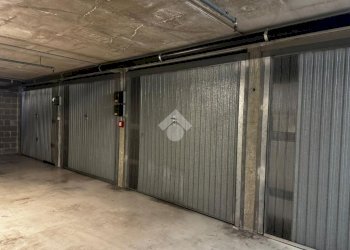 Box Via S. Giovanni Bosco, Genova (zona Sampierdarena) - foto 6