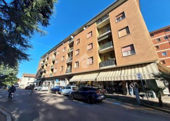 Bilocale Via S. Caterina da Siena, Magenta - foto 1