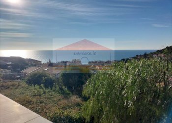 Foto 1 - Trilocale via Terrene Bianche
 
69, San Lorenzo al Mare - foto 1