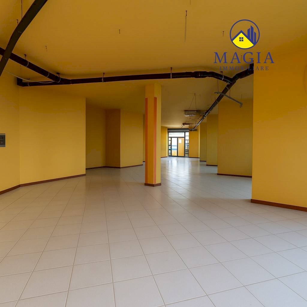 Foto 1 - Locale Commerciale Grottammare - foto 1