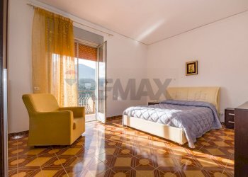 Camera da letto - Four-room apartment via Valle Tajo
 
40, Monreale - photo 3