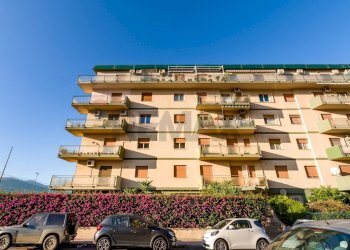 Edificio all\'aperto - Quadrilocale Via Principe Di Paterno'
 
145, Palermo - foto 12