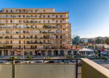 Edificio all\'aperto - Quadrilocale Via Principe Di Paterno'
 
145, Palermo - foto 18